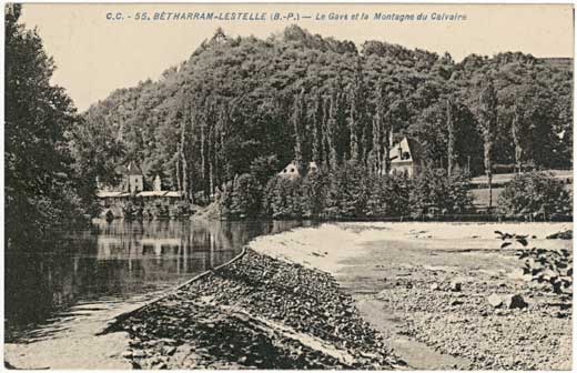 Lestelle Betharram - Cartes postales anciennes - Le Gave de Pau - Le Gave et lla Montagne du Calvaire