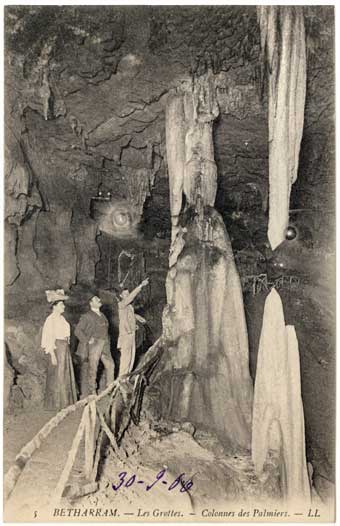 Lestelle Betharram - Cartes postales anciennes - Les Grottes - Colonnes des Palmiers