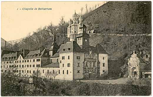 Lestelle B&eacute;tharram - Vue G&eacute;n&eacute;rale des Sanctuaires