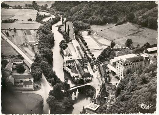 Lestelle Betharram - Cartes postales anciennes - Vue a&eacute;riennes - Vue a&eacute;rienne du Coll&egrave;ge