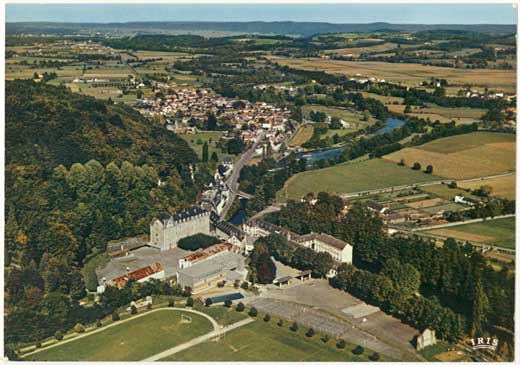Lestelle Betharram - Cartes postales anciennes - Vue a&eacute;riennes  - Le coll&egrave;ge Notre Dame et ses equipements sportifs