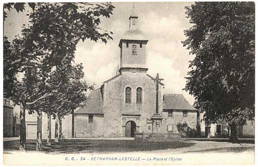 Lestelle Betharram - Cartes postales anciennes - Le village - Vue g&eacute;n&eacute;rale de Lestelle prise du Calvaire